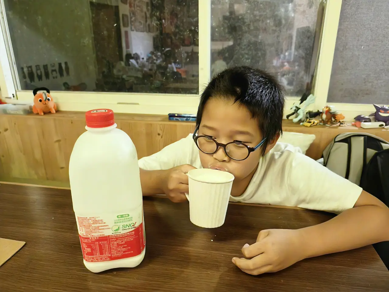 新飲食指南「乳品減半」引業者反彈　衛福部長鬆口會再調整