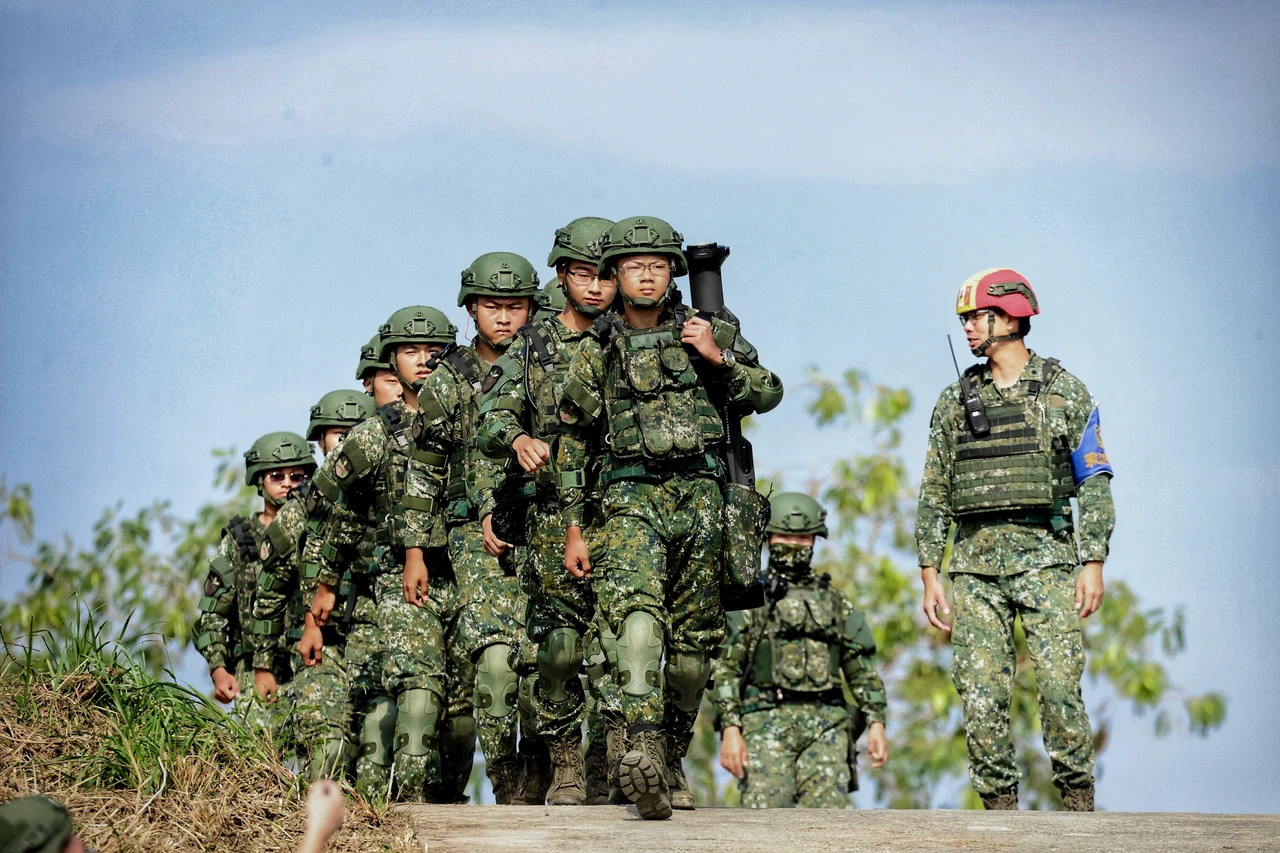 96年次台灣男性注意！出國得先獲核准　受管制者服完兵才能出境