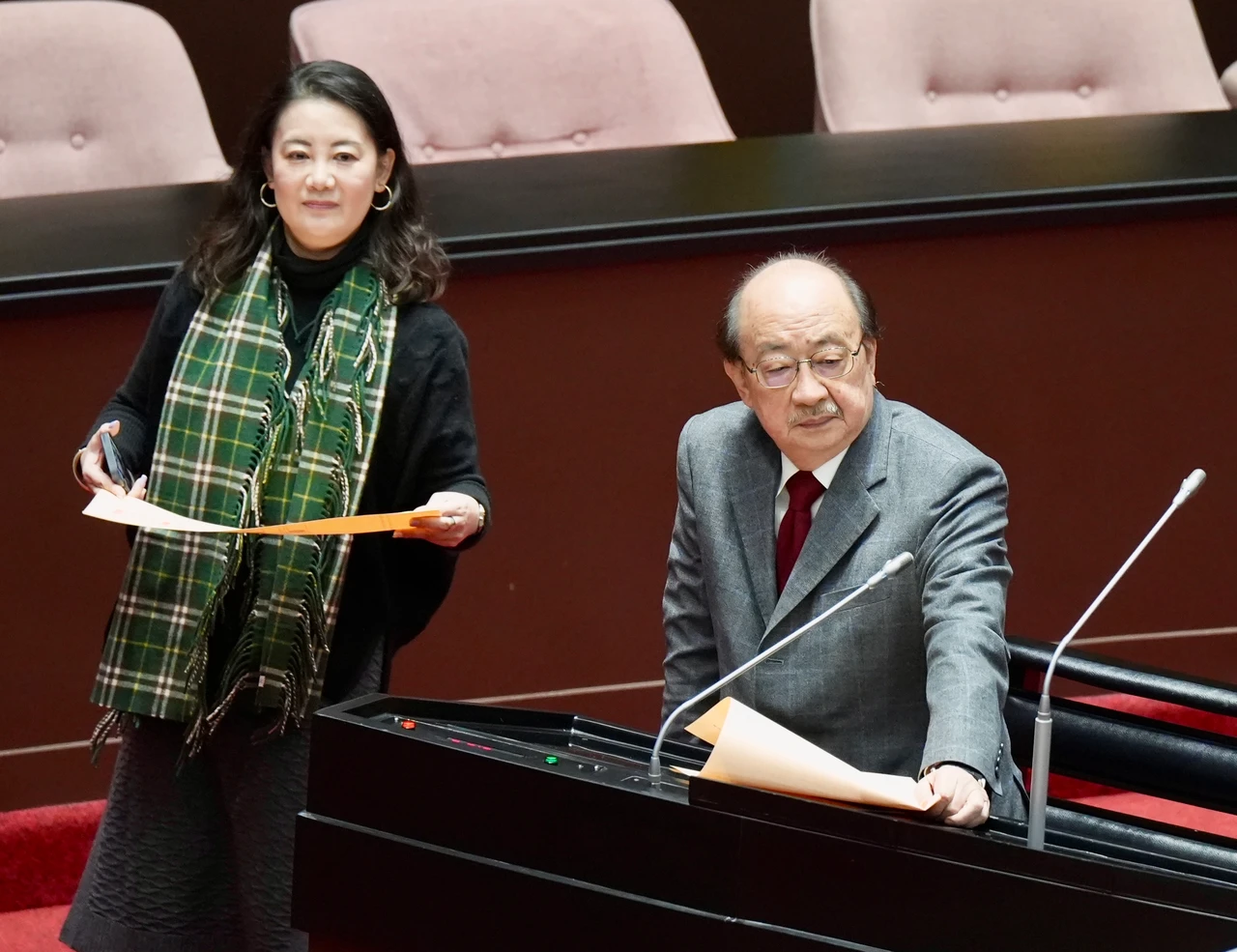 柯建銘欲慰留續任幹事長!吳思瑤:不敢接電話。資料照。梁建裕攝