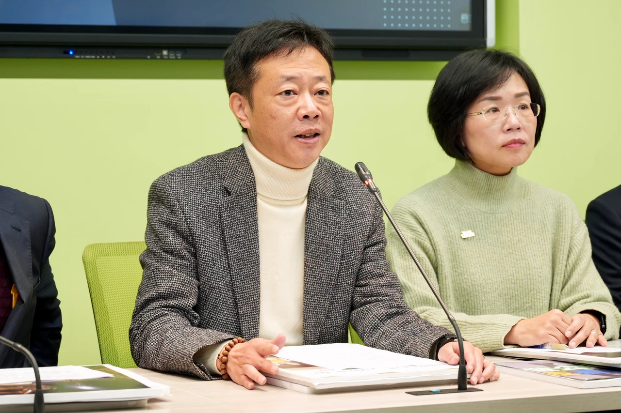 綠委張宏陸。李柏毅攝