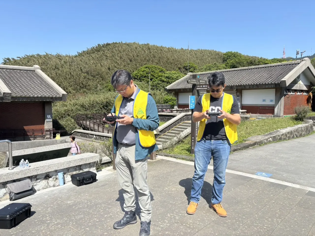 陽明山國家公園發生火燒山,文化大學無人機團隊受邀協助救災、進行災後紀錄。翻攝畫面