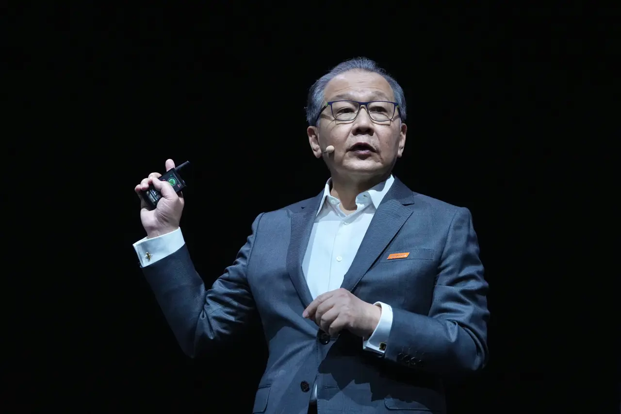 股王信驊一度衝上9000元　聯發科利多加持強攻漲停創1630元天價