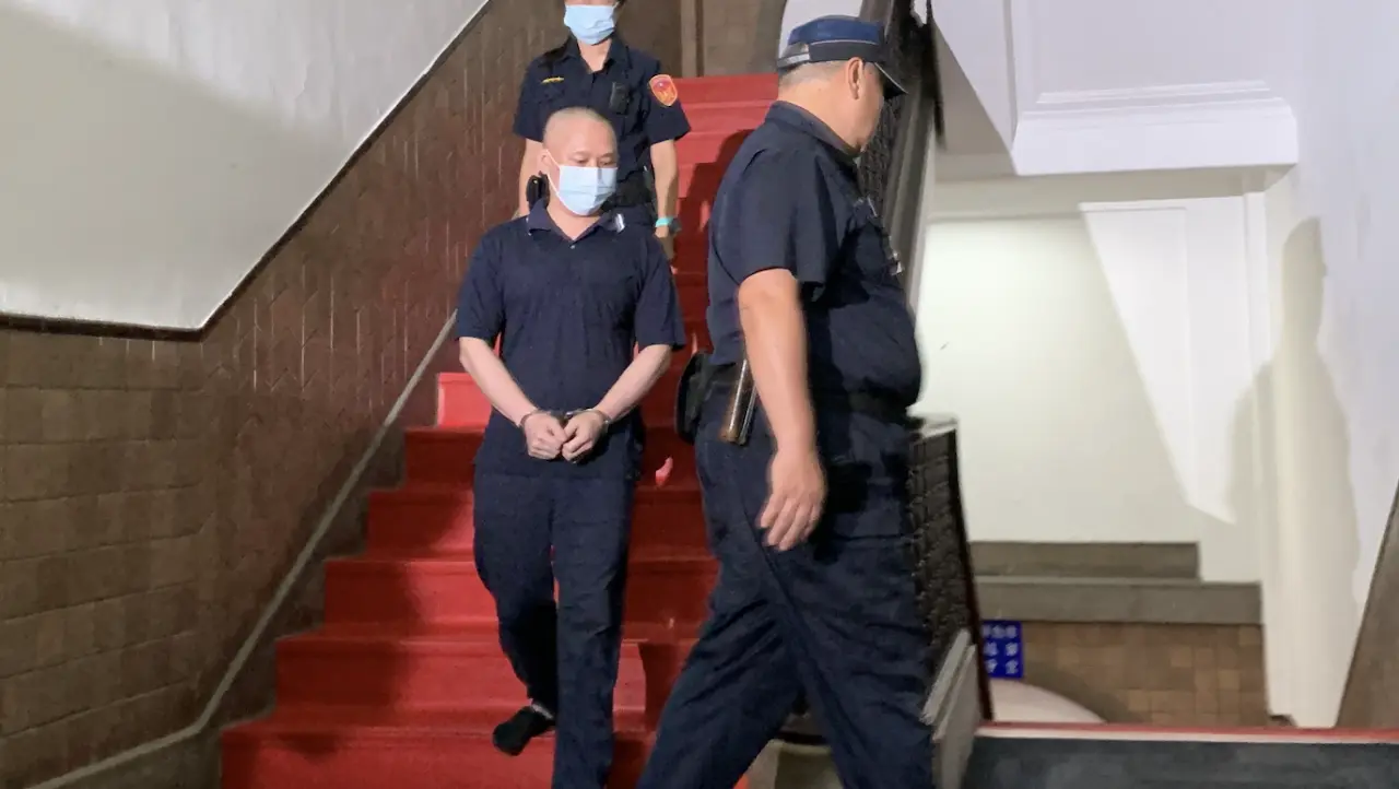 死囚沈文賓聲請再審,今到高院出庭。丁牧群攝