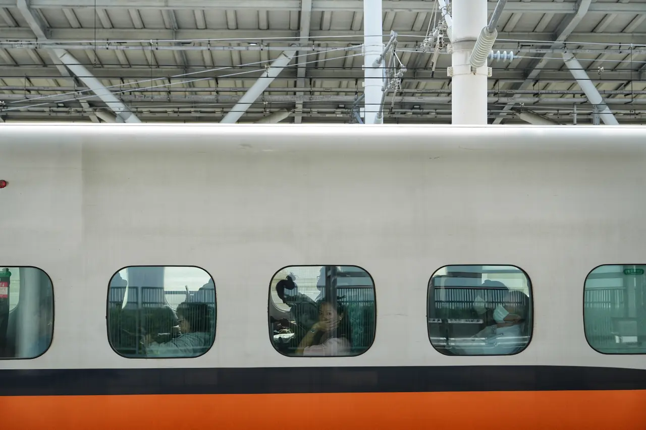 高鐵9月「寧靜車廂」新制引起討論。林林攝