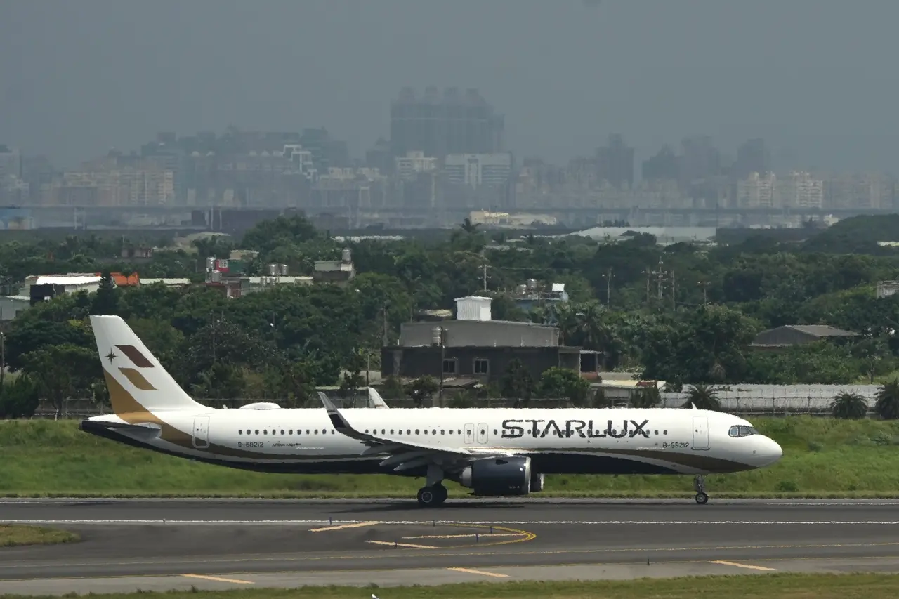 星宇航空起飛前系統訊號異常　香港機場遭消防車包圍