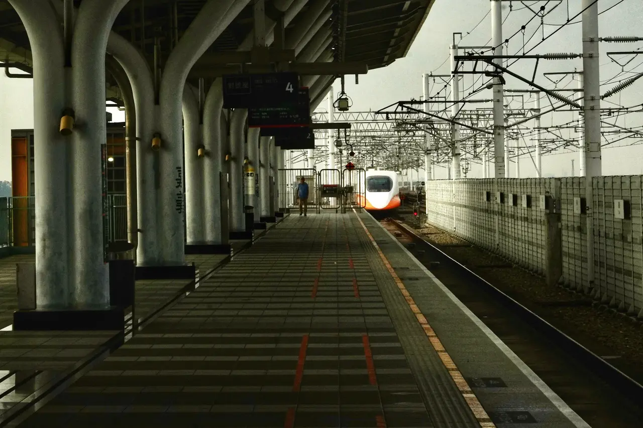 高鐵將於8/29零時,開賣教師節、中秋節及國慶日假期的車票。林林攝