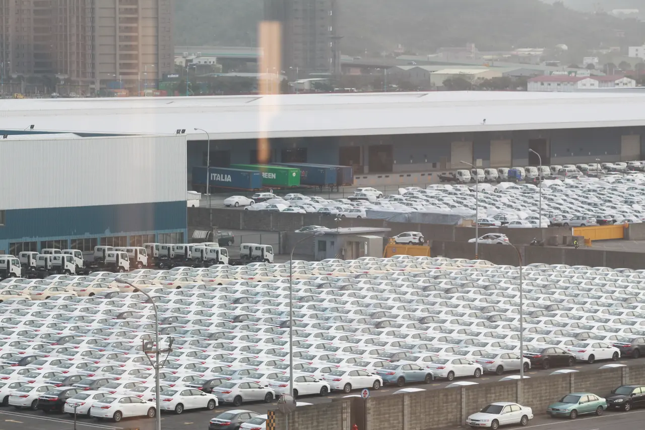 進口舊汽車核估新制　明年元旦上路