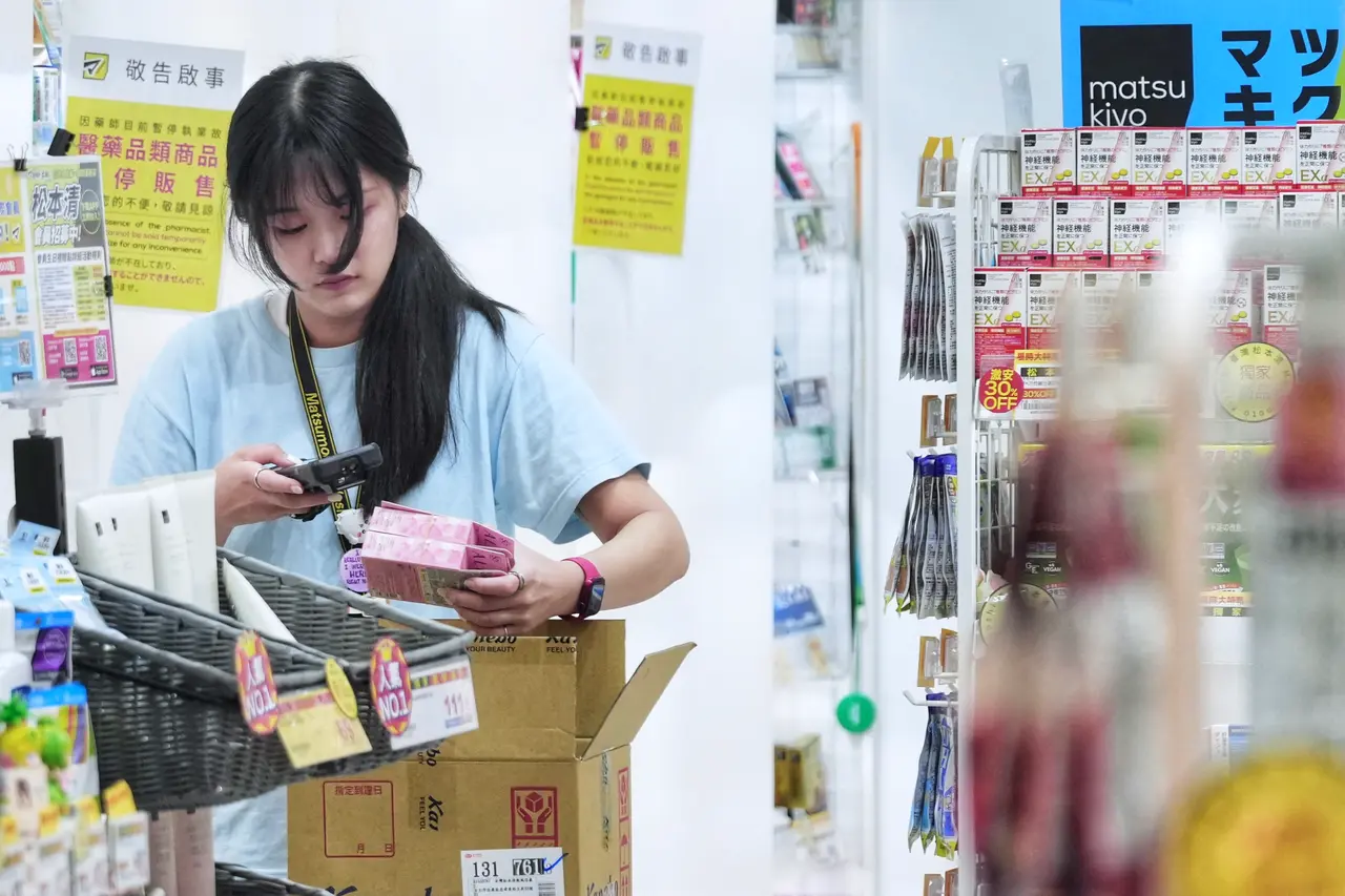 明天是核三公投及7位藍委罷免投票日,具有投票權的勞工,可以放假一天。林林攝