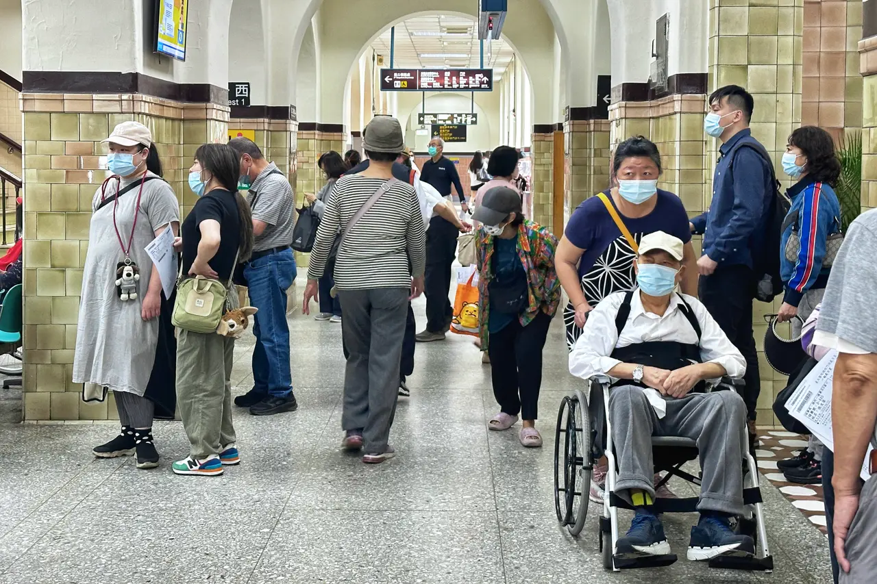 復健病房明年試辦！中風照護最長6個月　仿效日本模擬居家空間