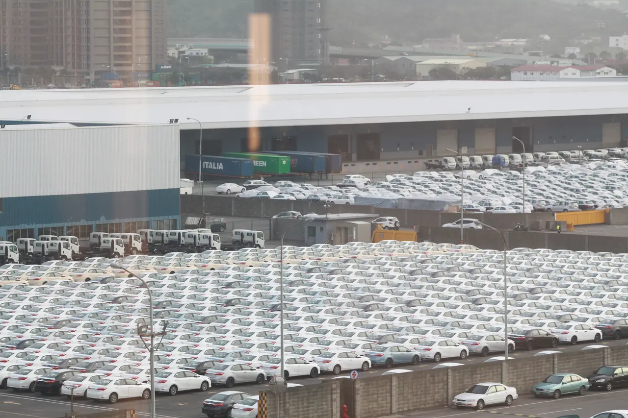 留學返台帶車更簡單！明年起起自用舊車可用折舊表算稅