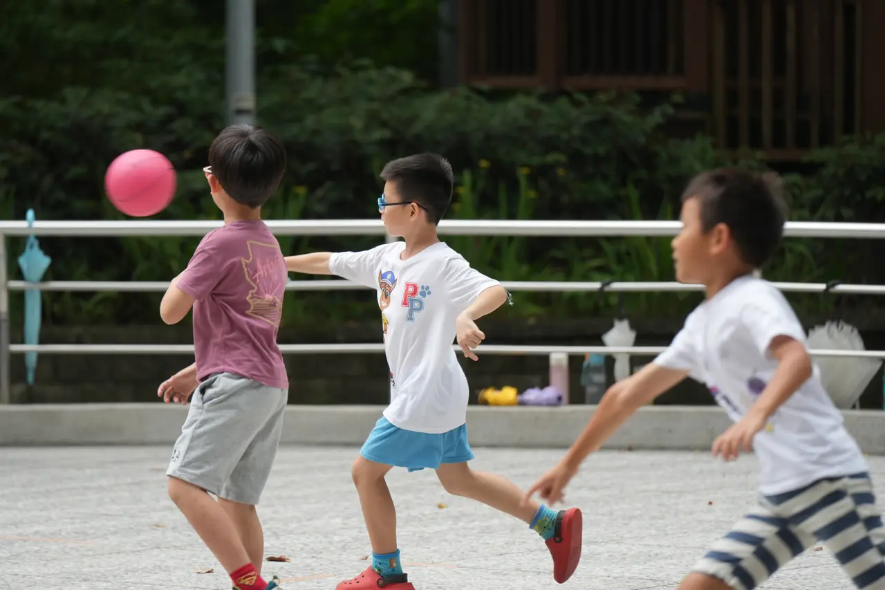 小一學童近視率30年暴增逾20倍　衛福部篩檢揭近6成有近視風險