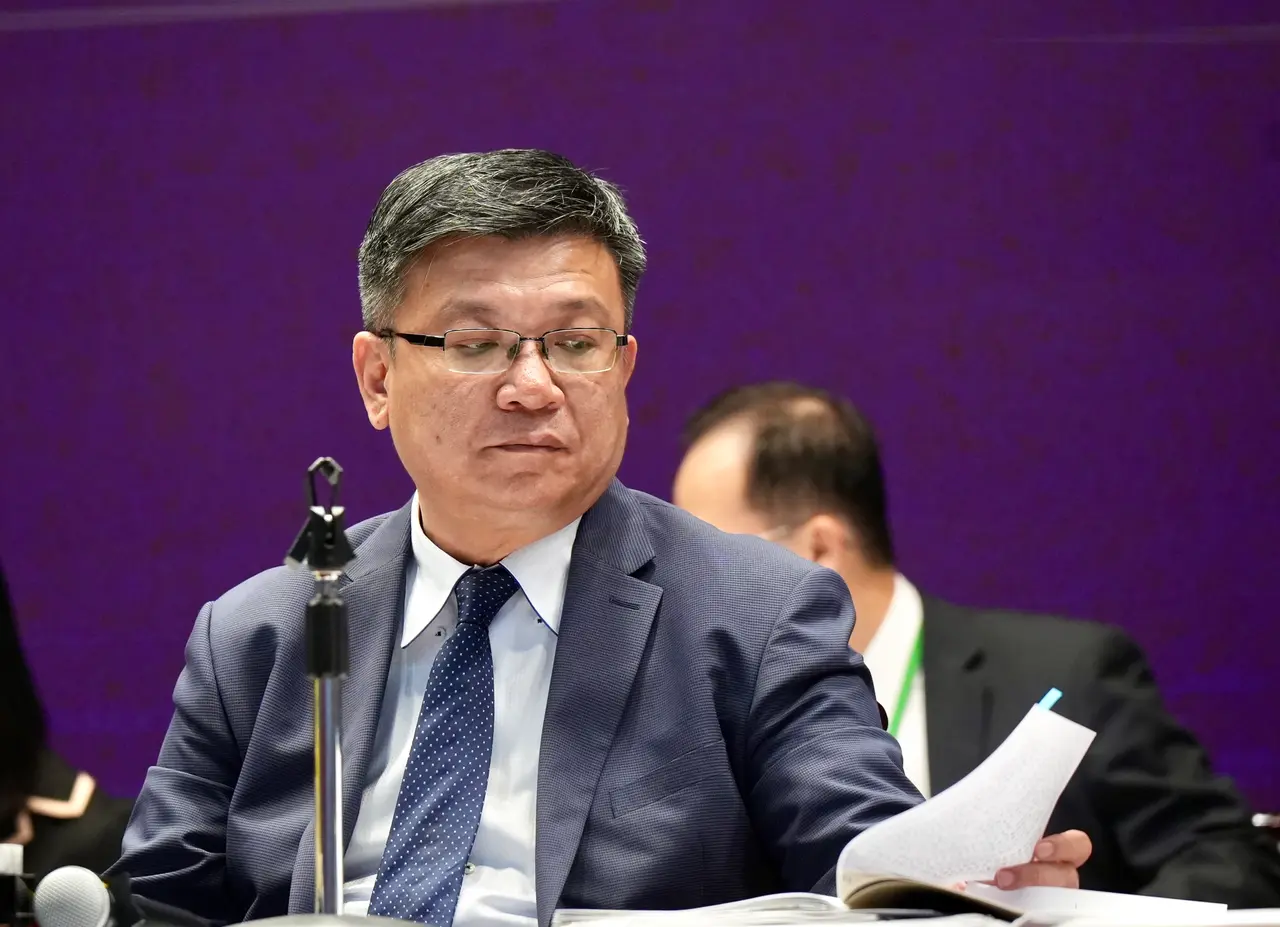 丹娜絲吹壞3500根電桿,台電董座曾文生初步估災損逾10億元。資料照/梁建裕攝