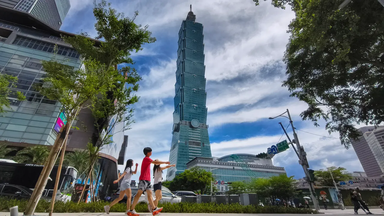 川普關稅即將在8月1日開徵,台灣最新稅率迄今未公布。圖為台北101大樓。葉志明攝