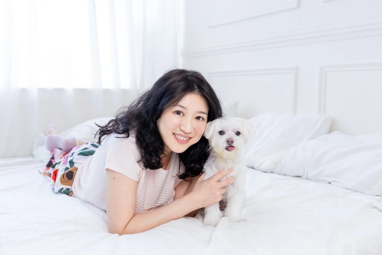 袁瑋與愛犬「球球」。袁瑋提供