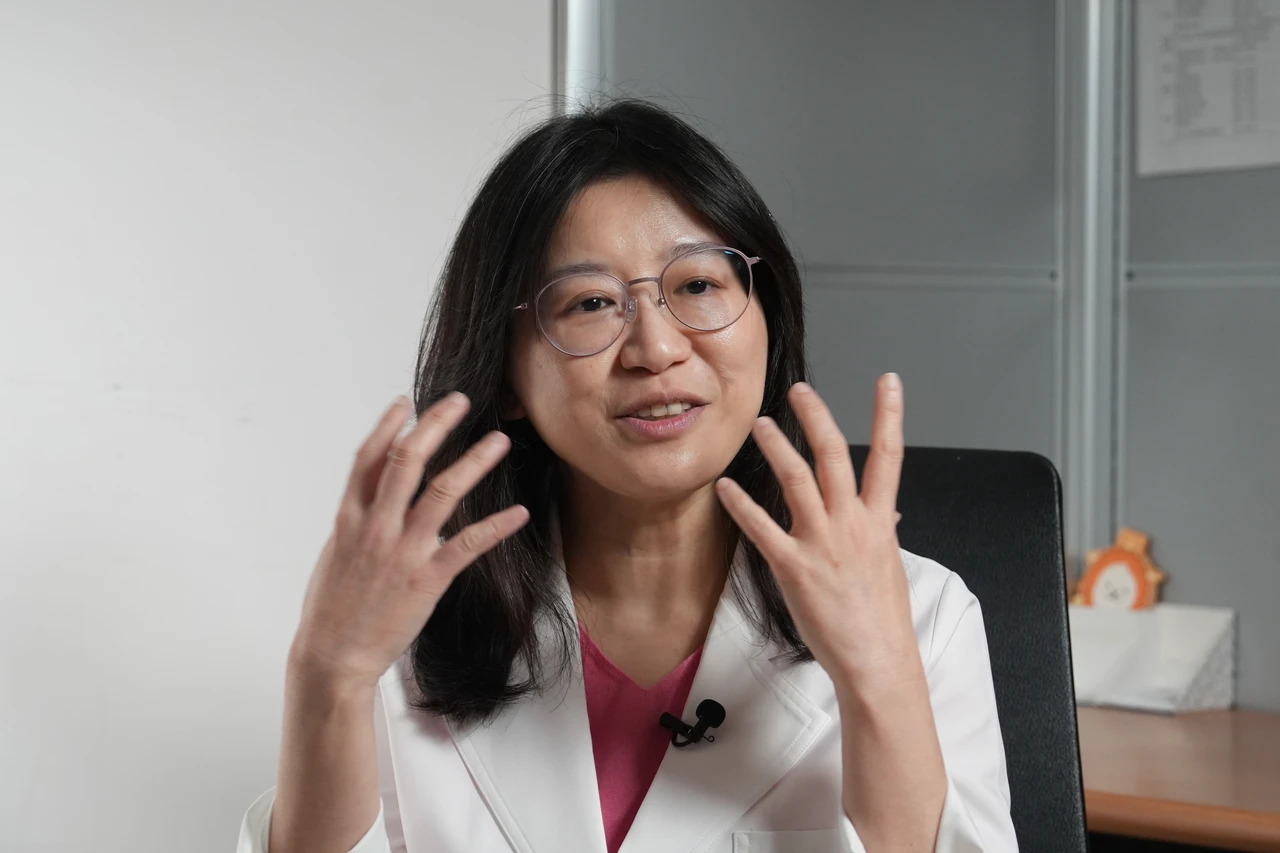 袁瑋認為,政府的轉介、求助系統要順暢、全民心理教育與推廣身心健康和意媒體影響力。李柏毅、葉志明攝