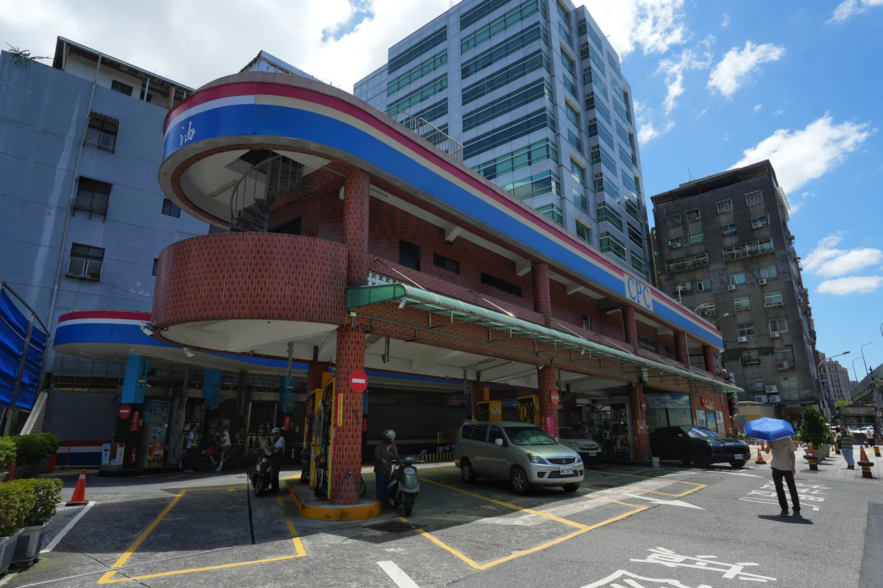 中油加油站。李柏毅攝