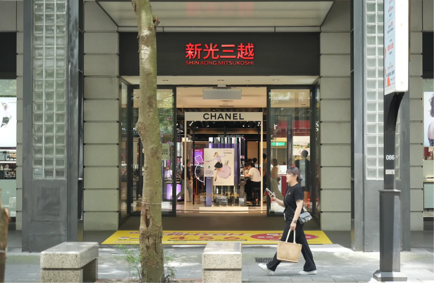 新光三越明天董事會將選出董事長。梁建裕攝