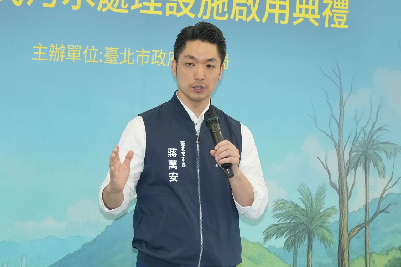 議員籲北市普發現金2萬元!蔣萬安駁:錢和責任都在中央身上。李柏毅攝
