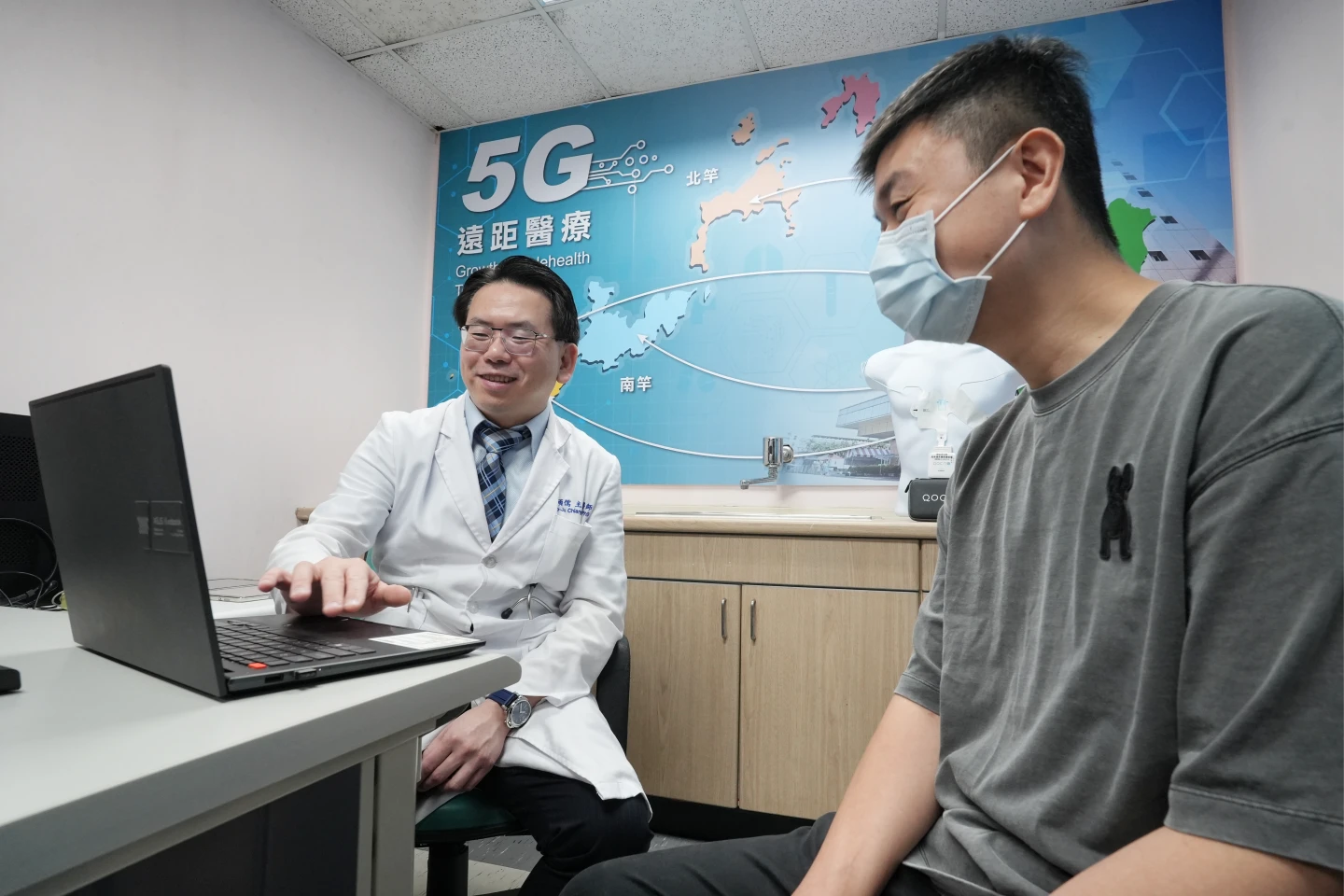 AI輔助心電圖運用不僅限於門診,可擴大應用於居家醫療個案和長照機構住民。葉志明攝