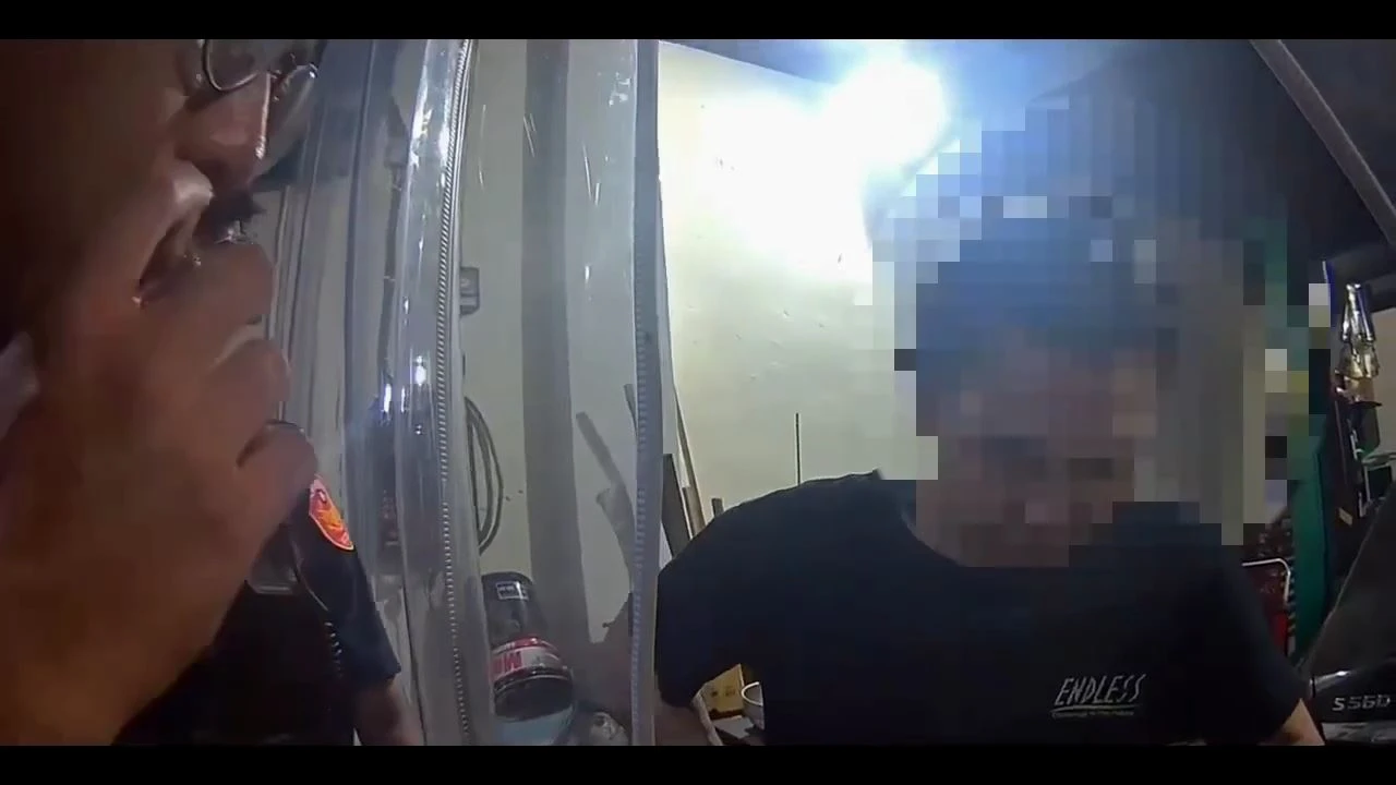 今年6月警方獲報到場協處。翻攝畫面