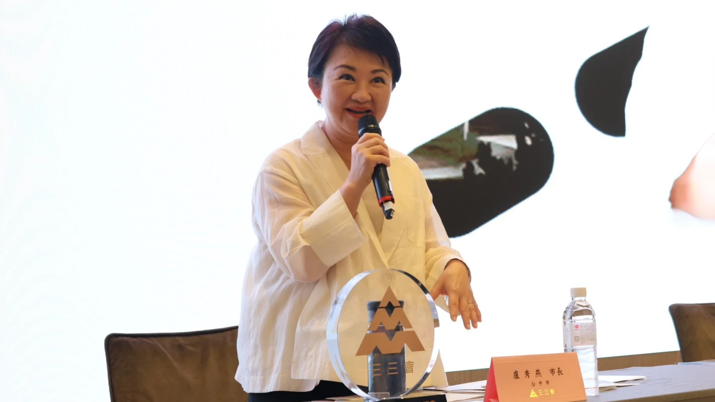 針對立院三讀通過全民普發一萬,台中市長盧秀燕首度發聲回應。中市府提供