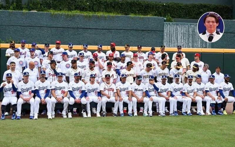 大谷翔平幫山本由伸P圖加進大合照裡。翻攝大谷翔平IG