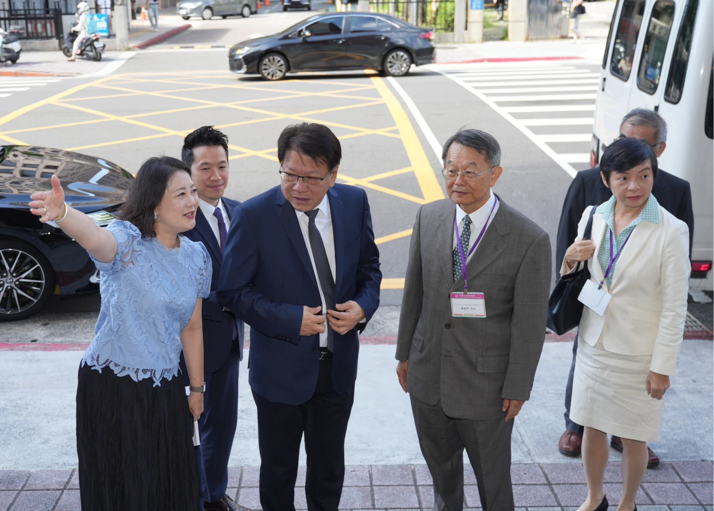 潘孟安今陪同司法院正副院長和大法官被提名人拜會民進黨團。梁建裕攝