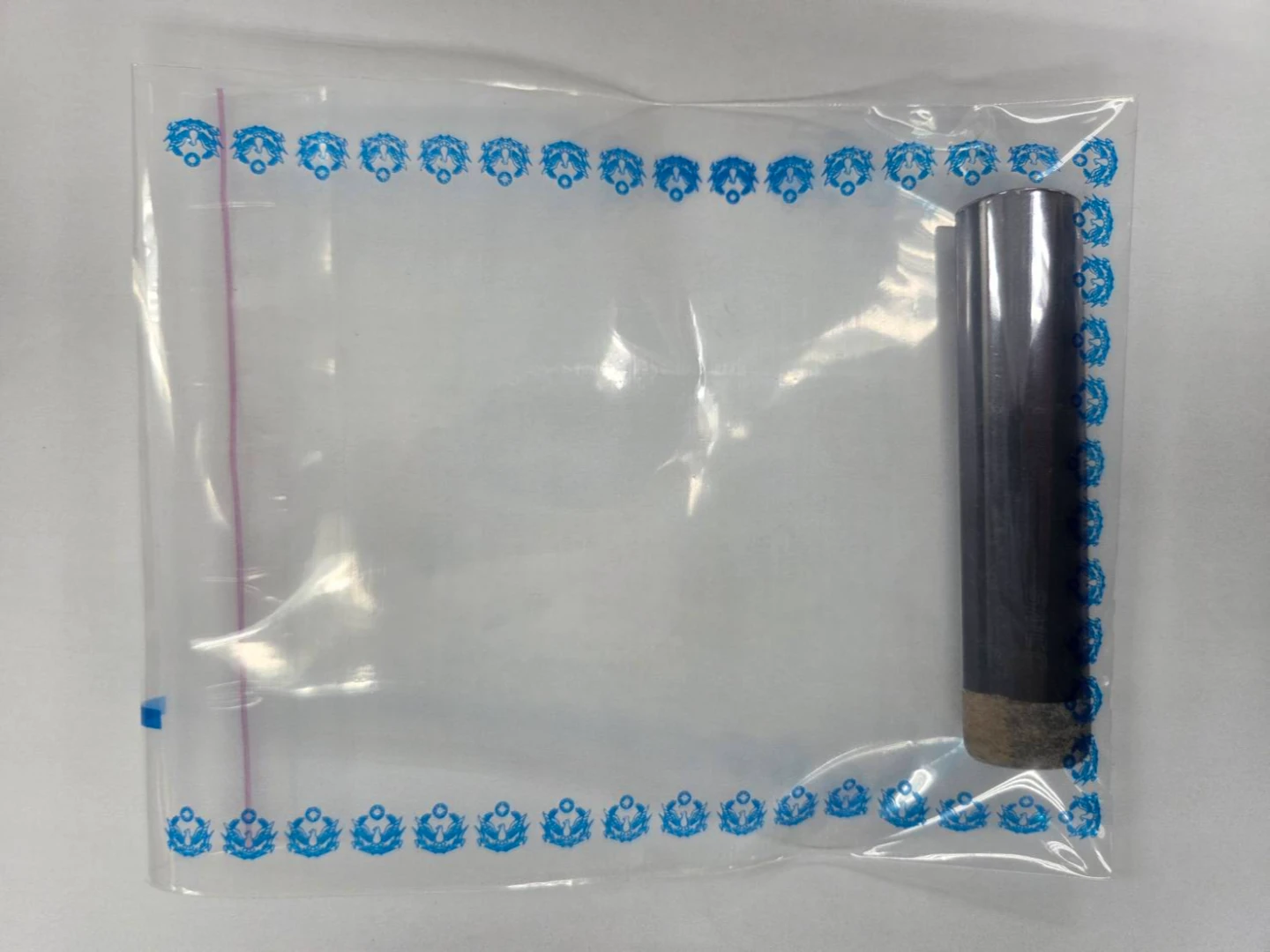 警方在余男車上查獲電子煙主機,驗出依托咪酯陽性。翻攝畫面