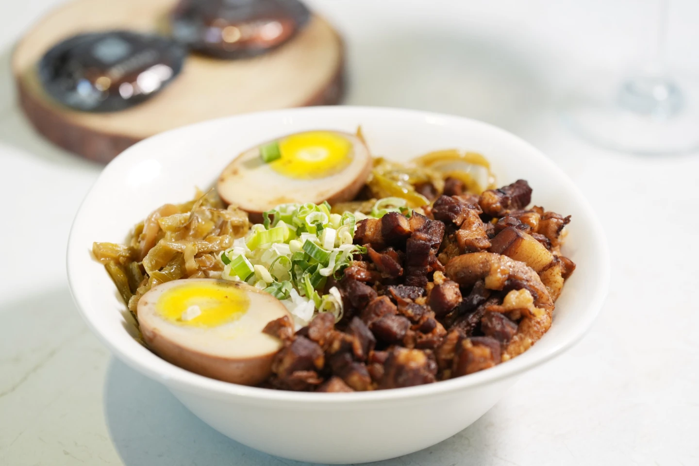 啡比尋常滷香米飯。陳卓邦攝