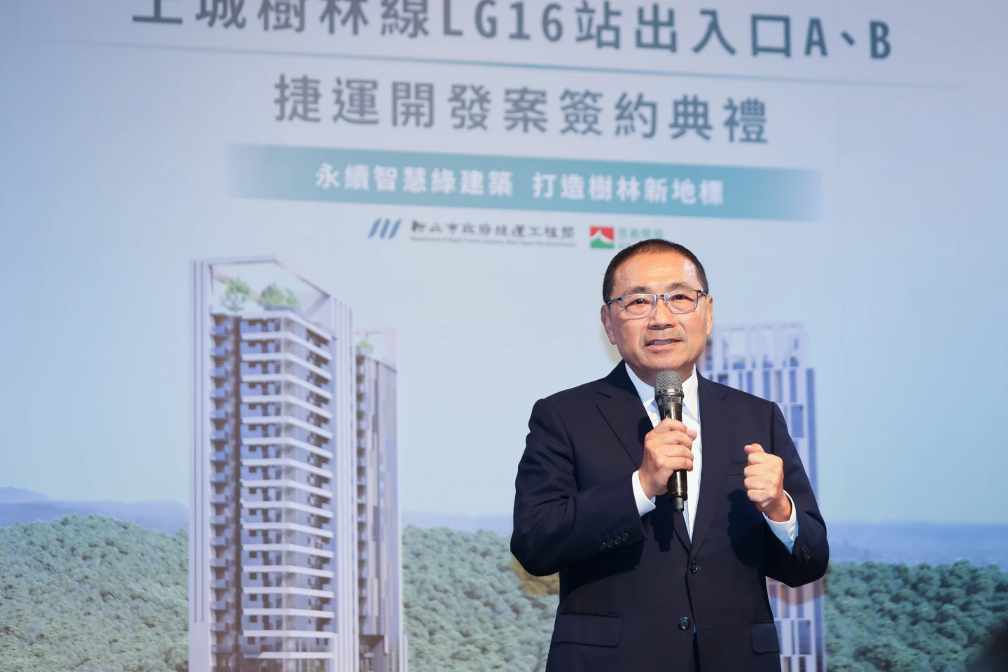 726大罷免投票,侯友宜以這場戰役攸關自由、正義跟下一代未來,希望大家出來投票。新北市政府