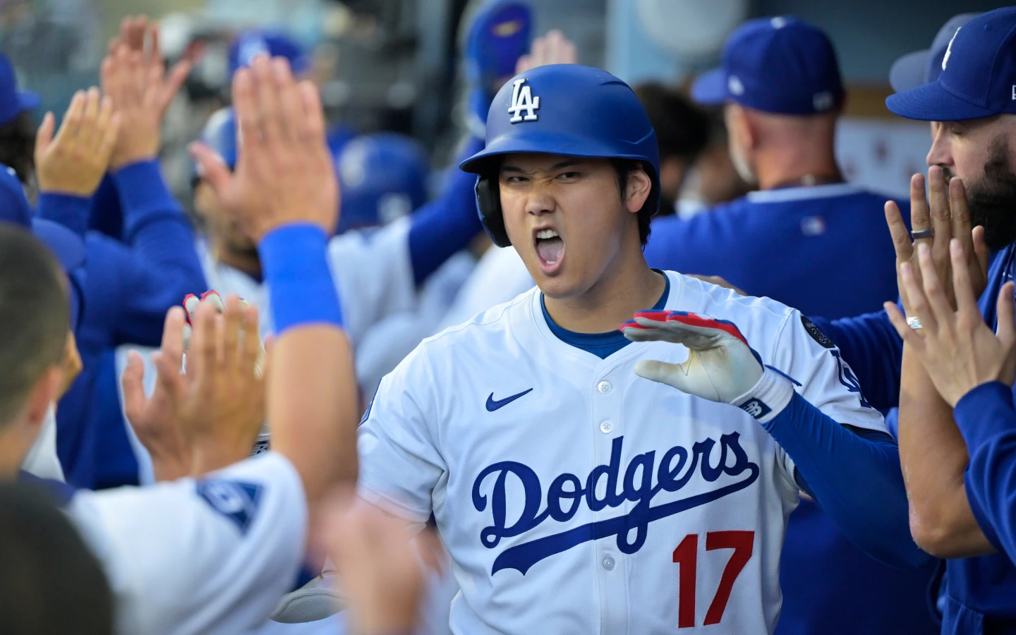 大谷翔平本季第6次二刀流出擊,連3戰開轟。美聯社