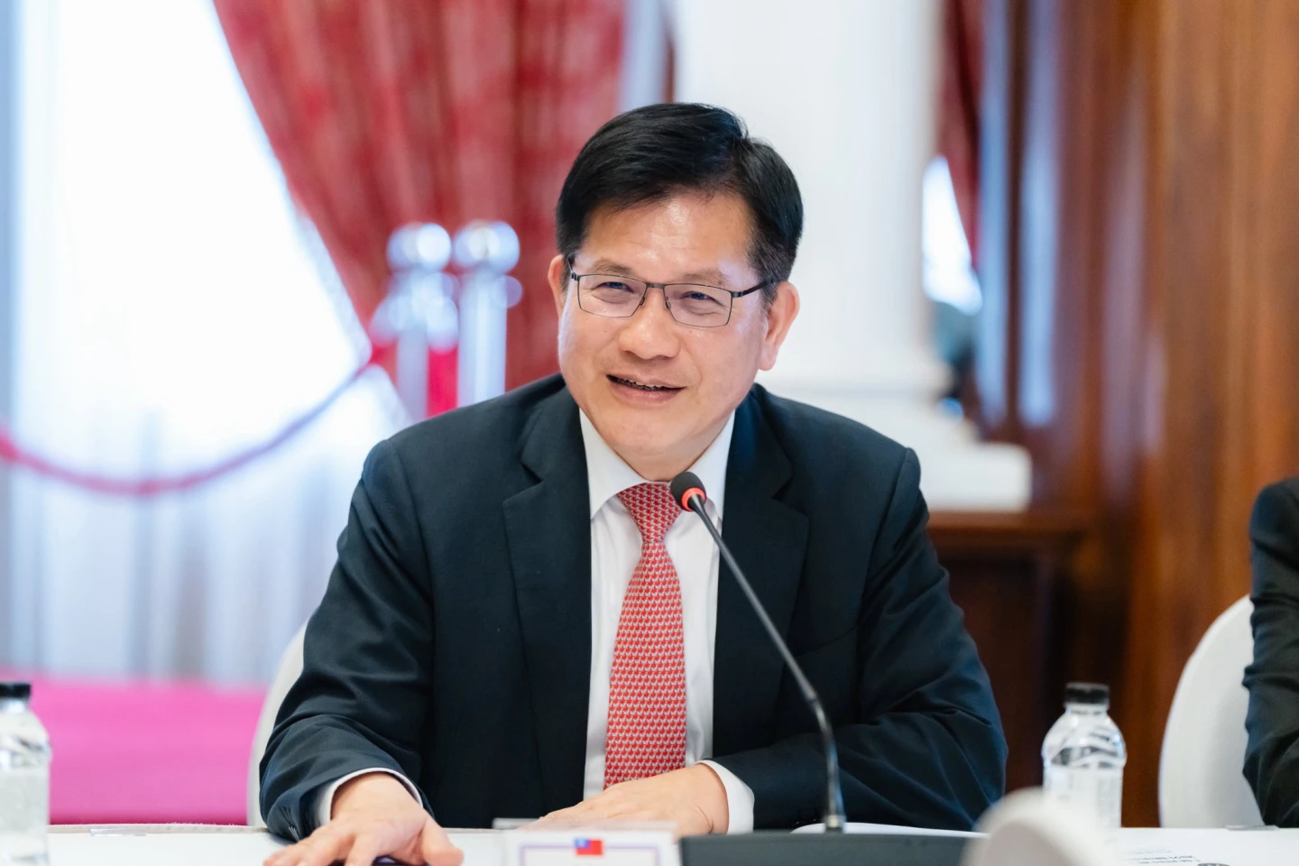 林佳龍分享近期兩次友邦訪問經驗。取自林佳龍臉書