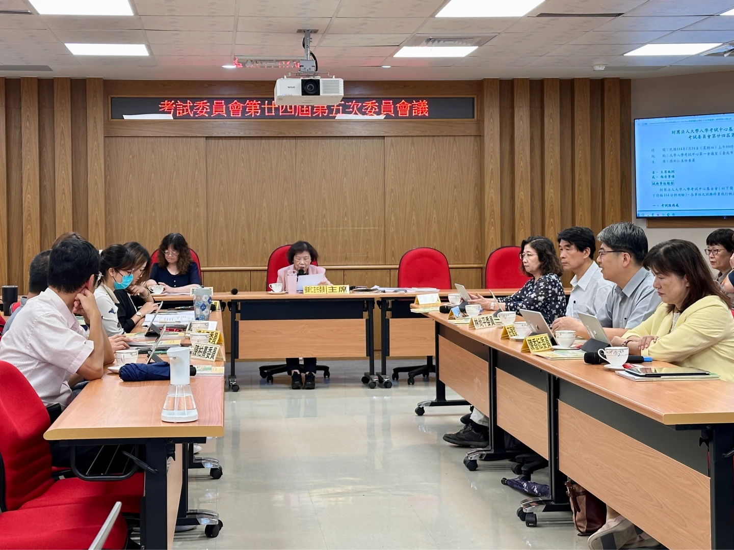 大考中心今天舉行會議,討論分科測驗違規情況。王良博攝