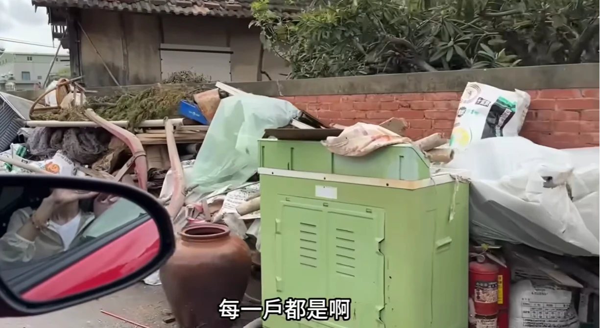 YTR陳乖乖拍片呈現災後兩周回台南老家的現況。翻攝YT/乖乖醒著的時候