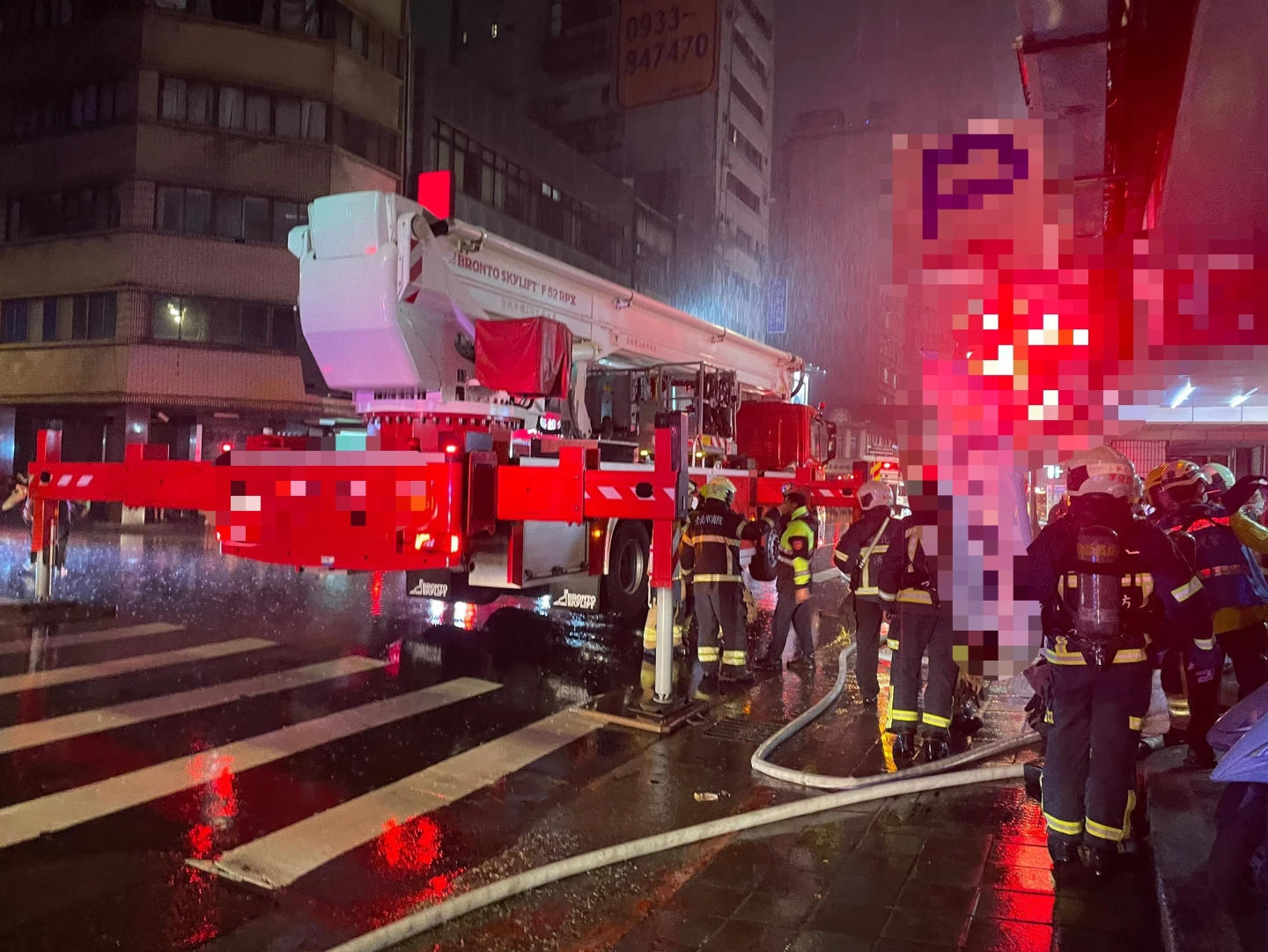 警消到場救援。翻攝畫面