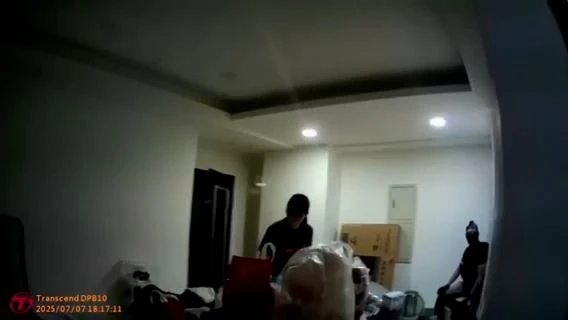 警方控制8嫌。翻攝畫面