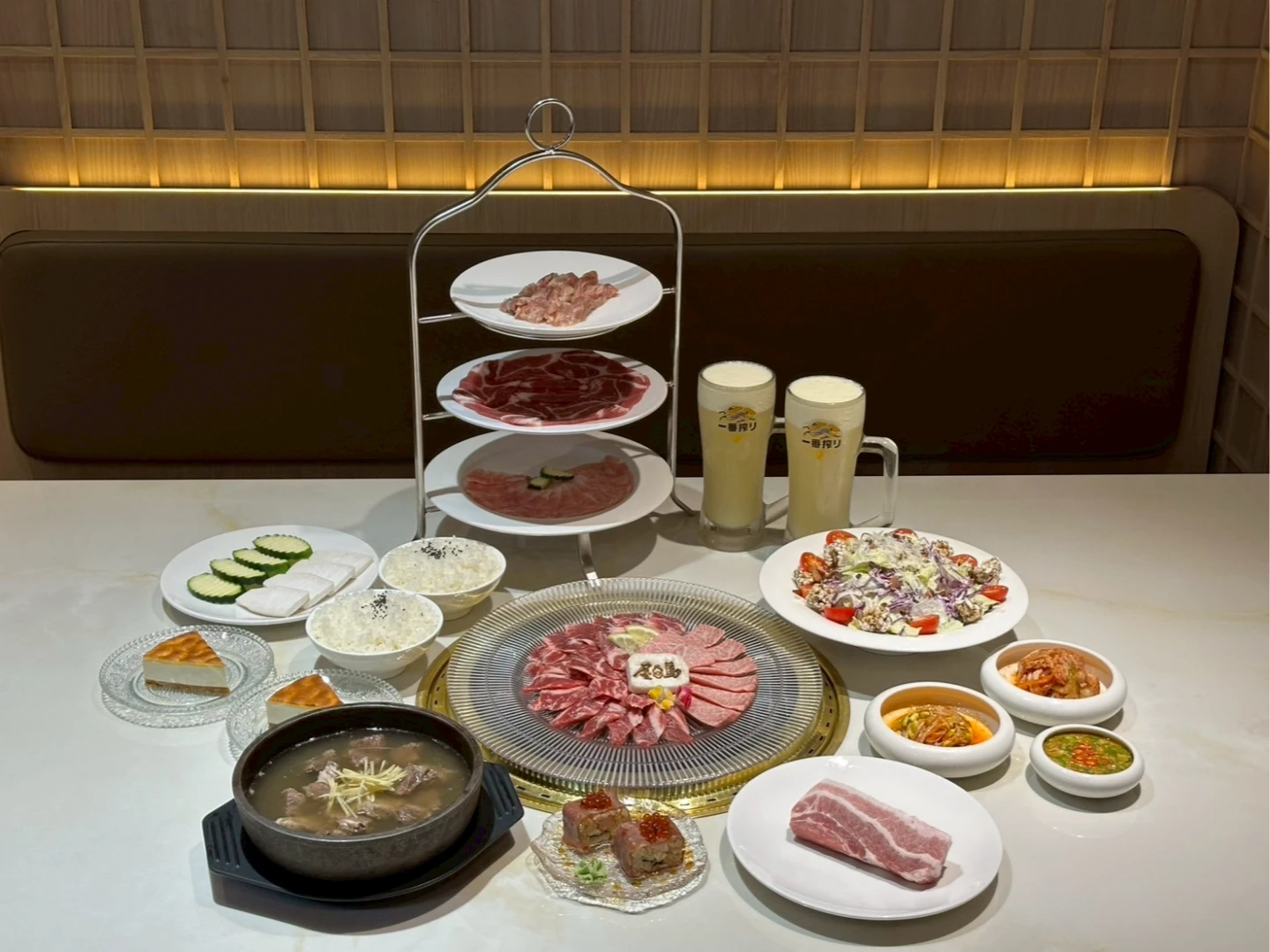 屋馬燒肉父親節雙人套餐原價3,680元,期間限定只要2,888元。屋馬提供