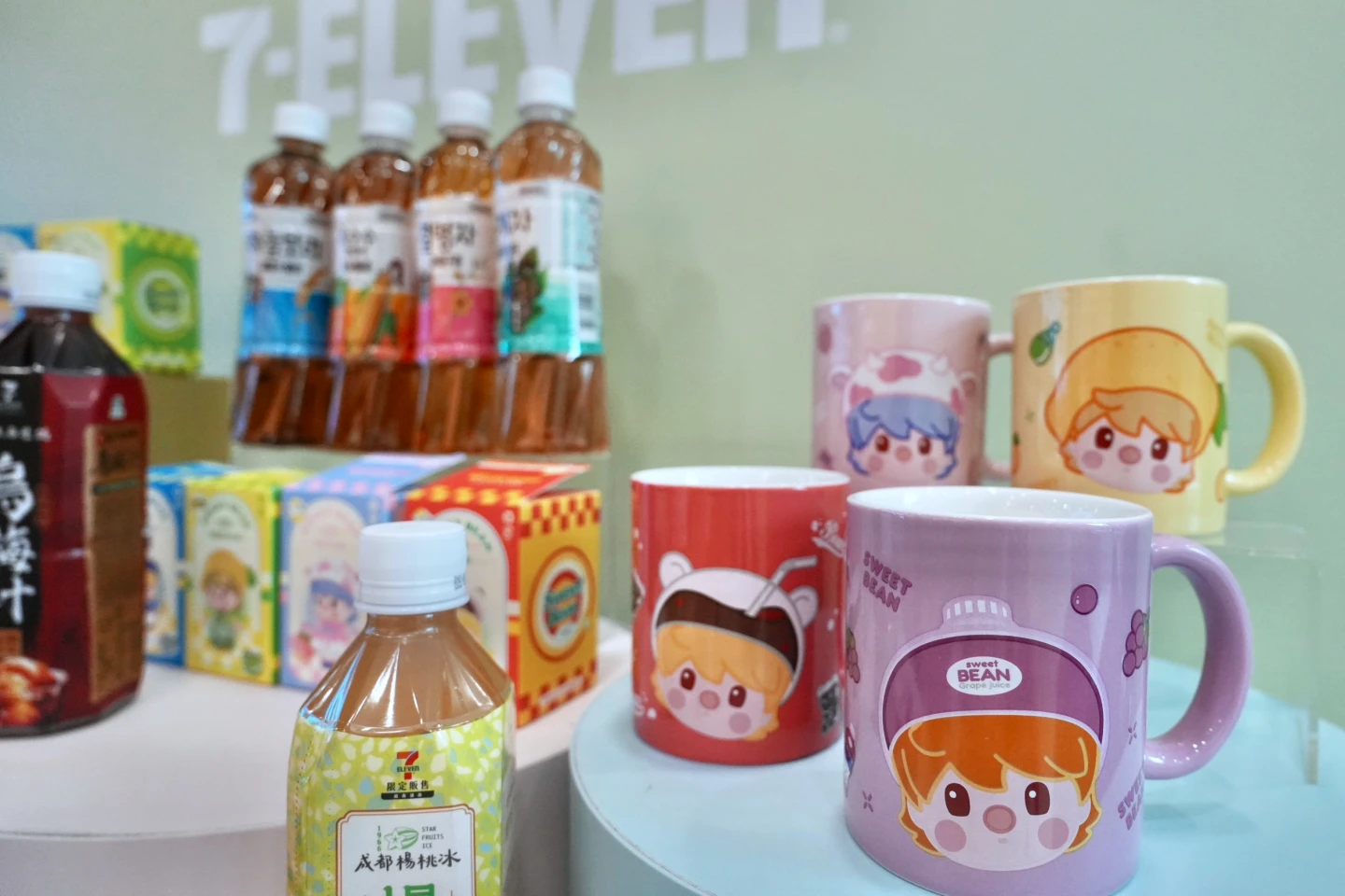 陶瓷馬克杯加價購199元。林林攝