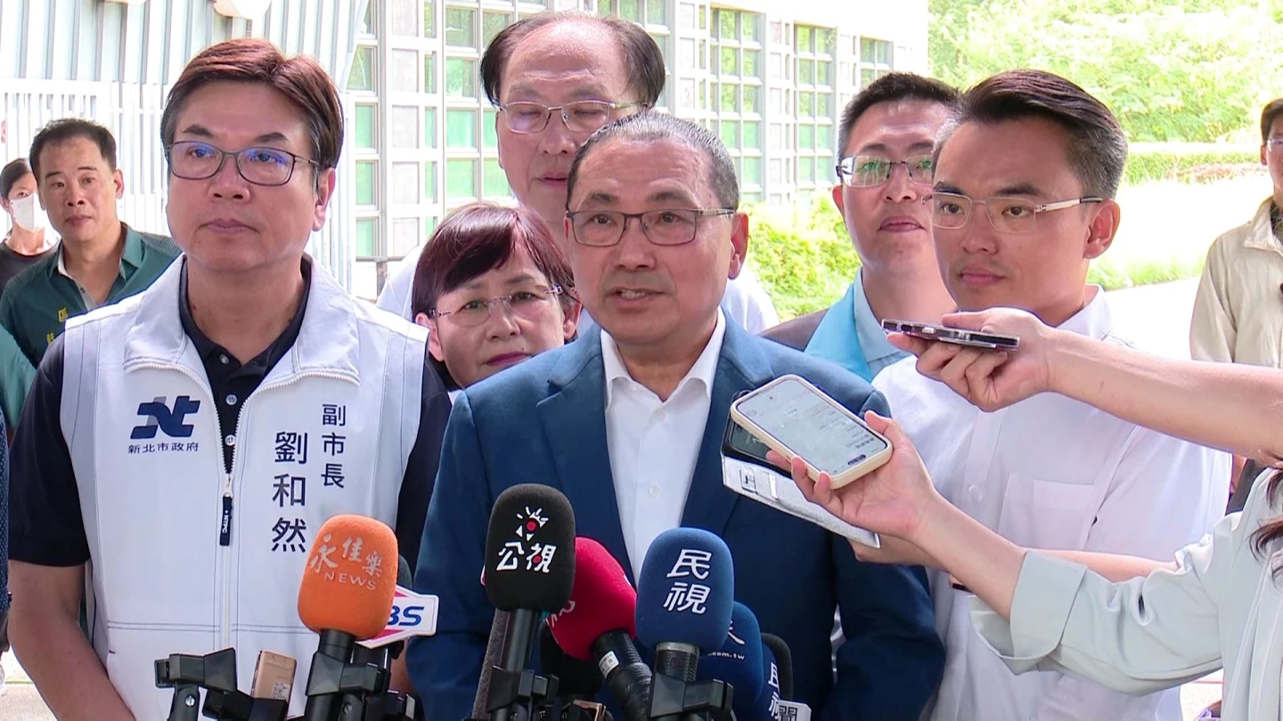 侯友宜今天視察「五股泰山輕軌綜合規劃路線」。新北市政府提供