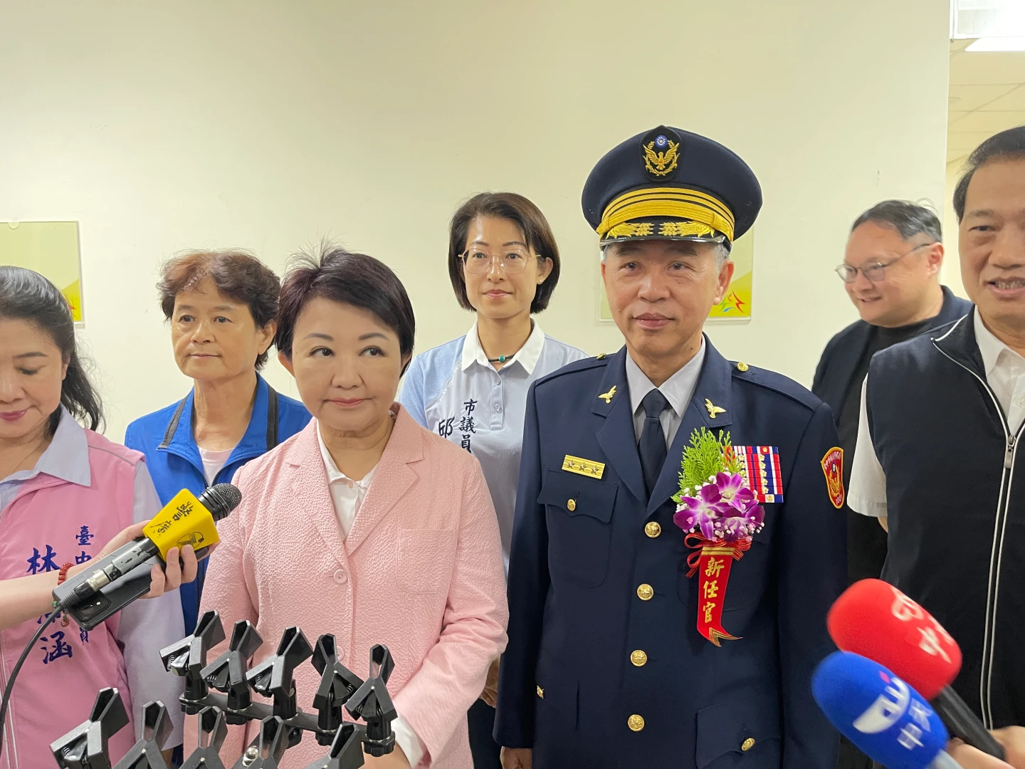 台中市長盧秀燕肯定吳敬田學經歷。王煌忠攝