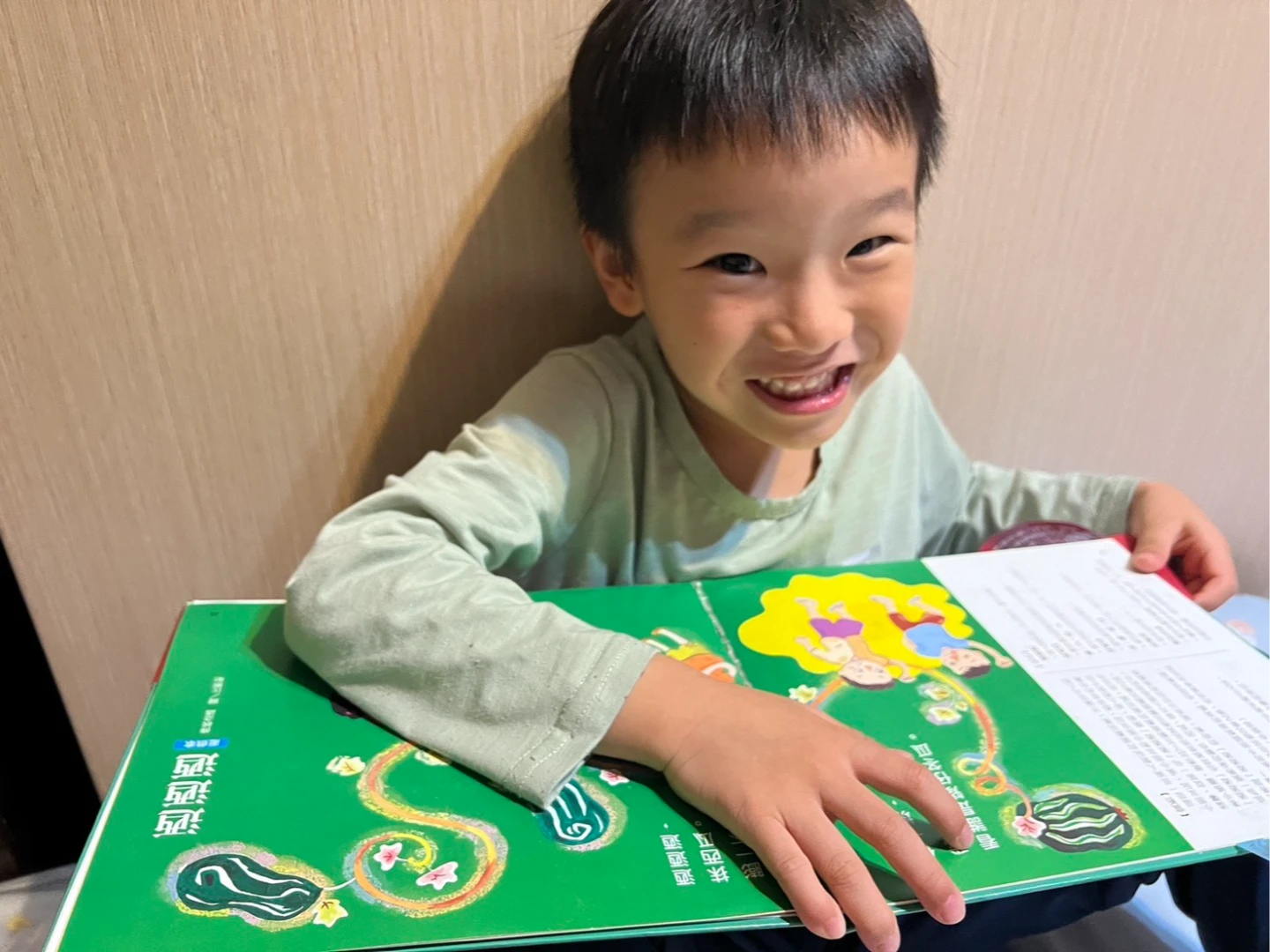 本次台語認證考試,有5歲的陸小弟也來報考。教育部提供