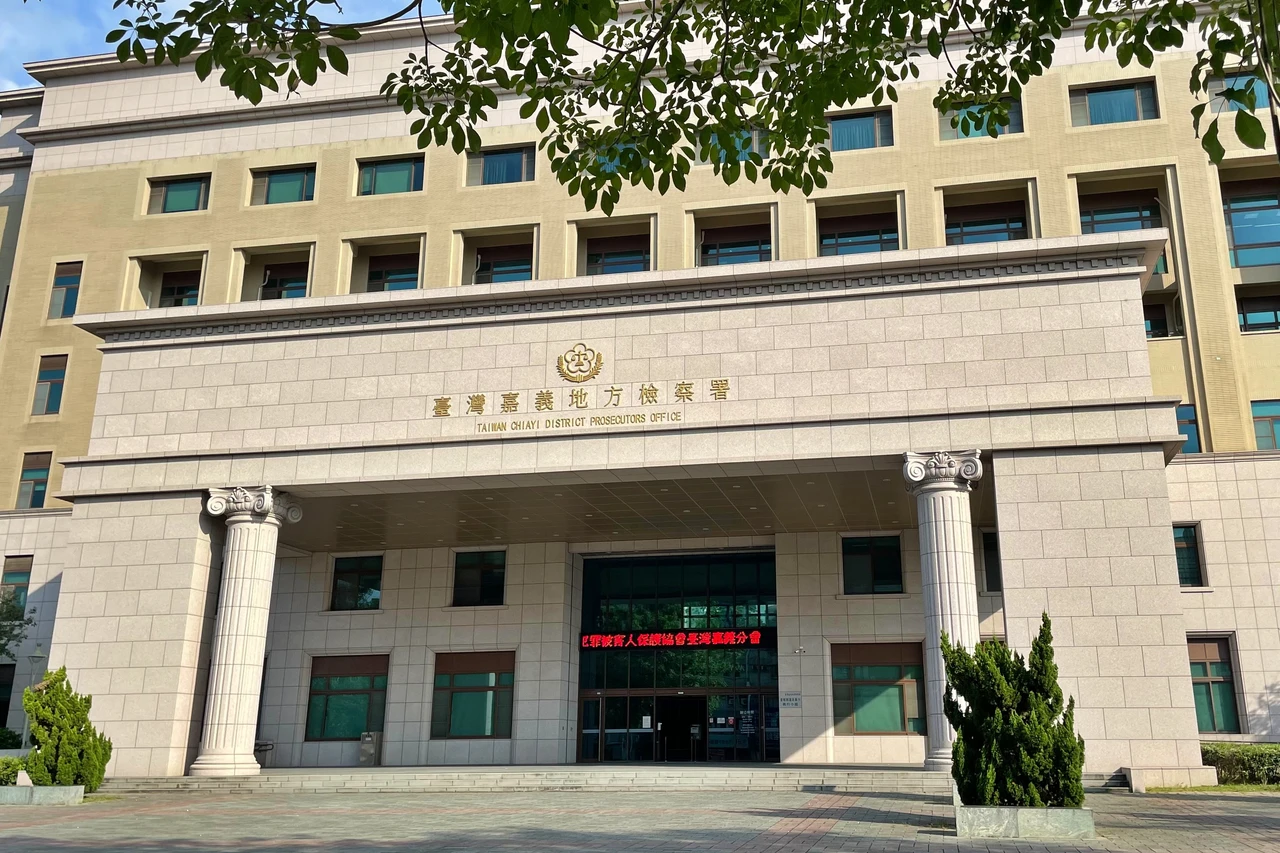 嘉義約砲男酒駕撞死人！猴急肇逃先「車震洩慾」拒認罪　女網友作證全都說了