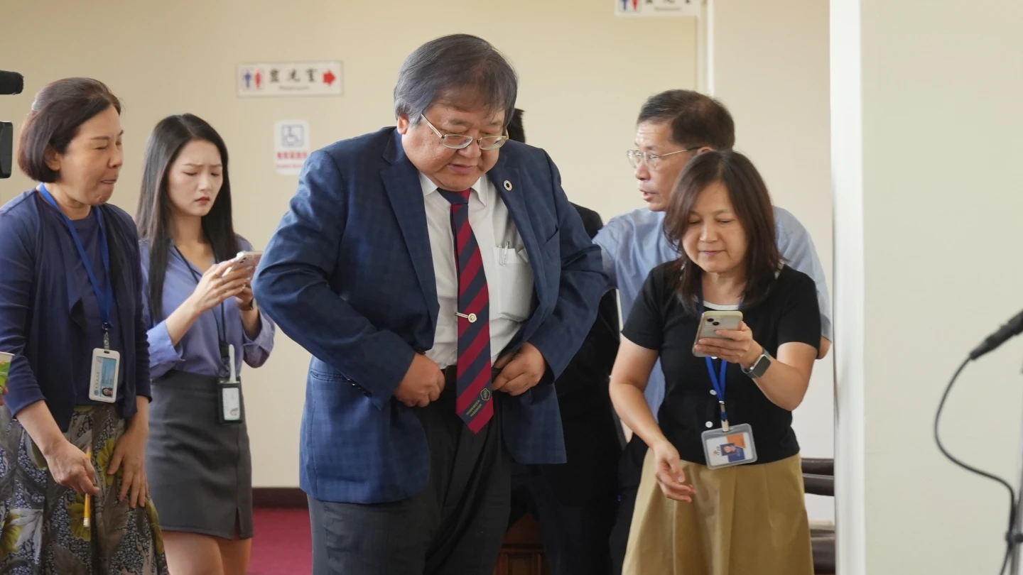 衛福部長邱泰源說,一周內會完成美國對等關稅對藥品的影響評估。李柏毅攝