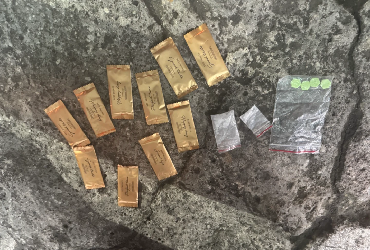警方查扣毒品。翻攝畫面