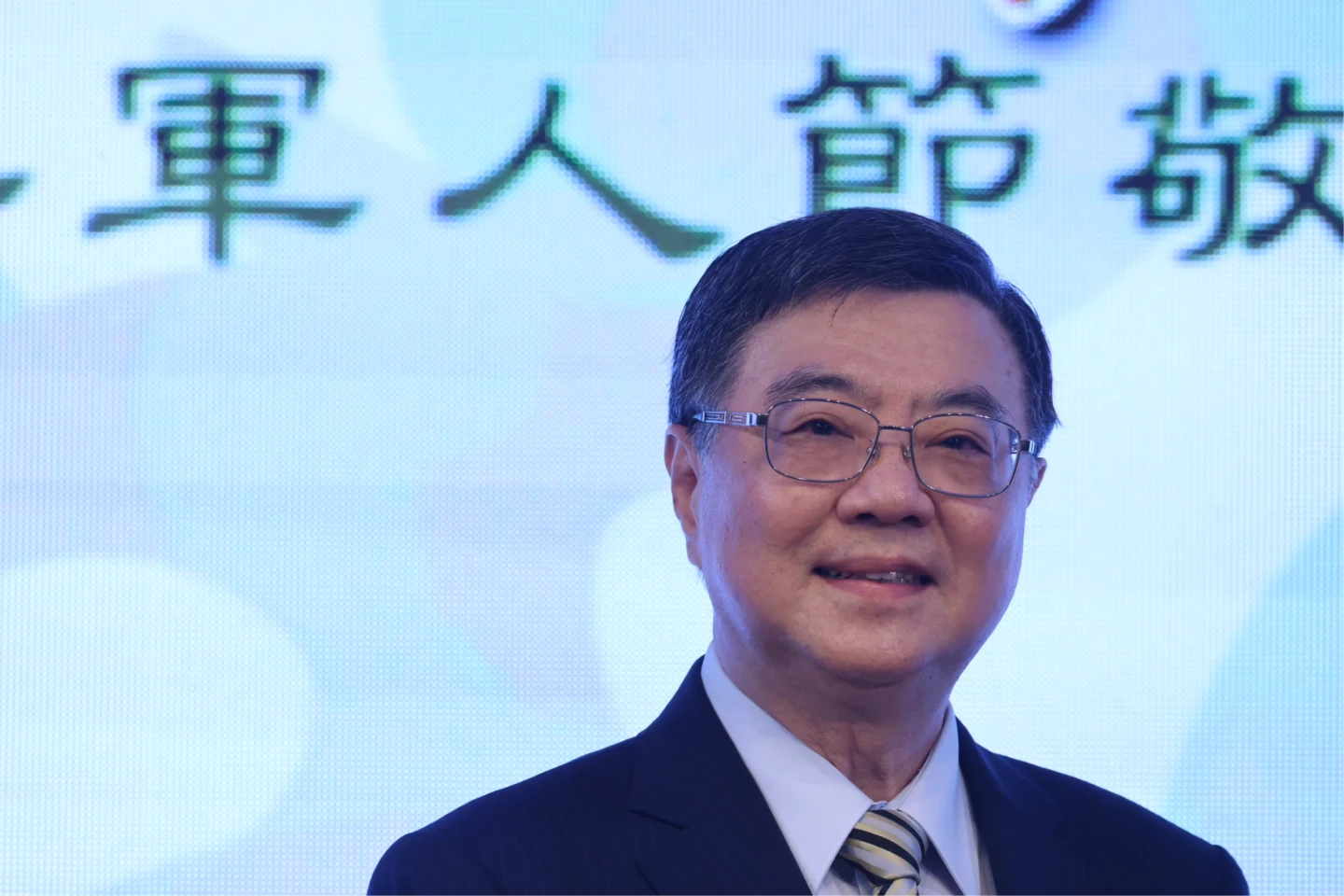 行政院長卓榮泰希望國人將對國軍弟兄的的感念,化為永遠的行動,跟軍人站一起。林林攝