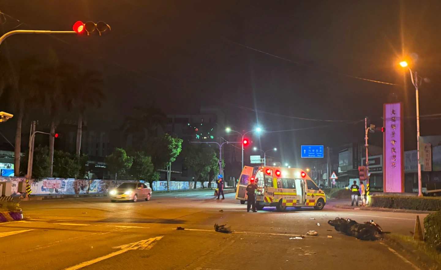 女騎士遭酒駕湯男撞飛,經送中港澄清醫院急救仍宣告不治。讀者提供