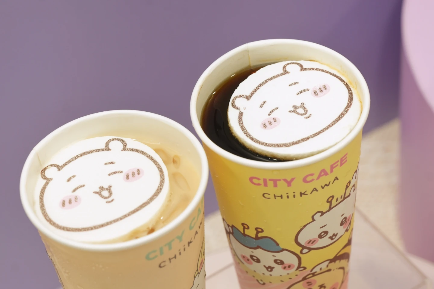8/20起購買特大杯濃萃系列、特大杯厚乳拿鐵任1杯,即贈吉伊卡哇糖霜餅乾1片。李柏毅攝