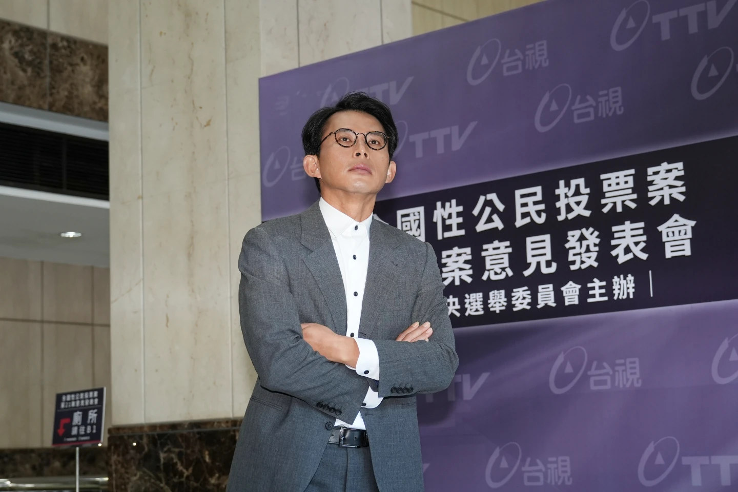 民眾黨主席黃國昌過去反對以核養綠,今出席電視辯論會主張「重啟核三」。葉志明攝