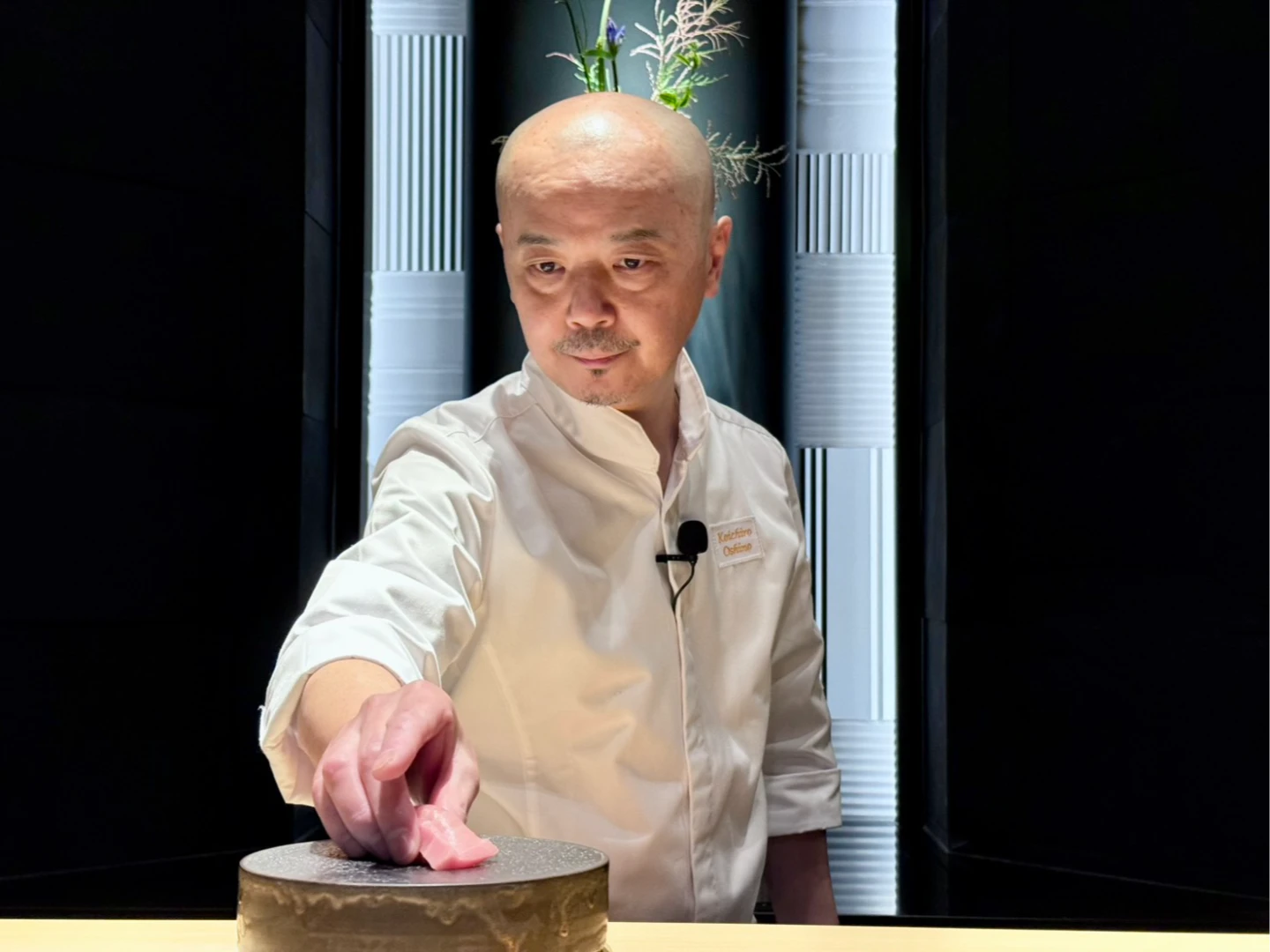 押野亘一郎親自坐鎮!客人可在座位上觀賞主廚製作壽司的臨場感。劉沛妘攝