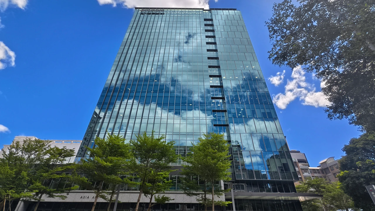 財長莊翠雲承諾2個月內提「公私併」報告　支持國票金與其他銀行合併　